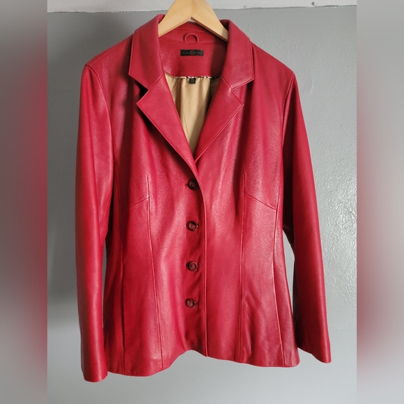 Leather jacket - Picture 2 of 7